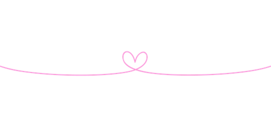 Línea rosa con un pequeño corazón en el centro sobre un fondo blanco.