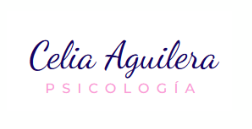 Logotipo con el texto “Celia Aguilera” en letra cursiva morada y “Psicología” en mayúsculas rosas sobre un fondo blanco.