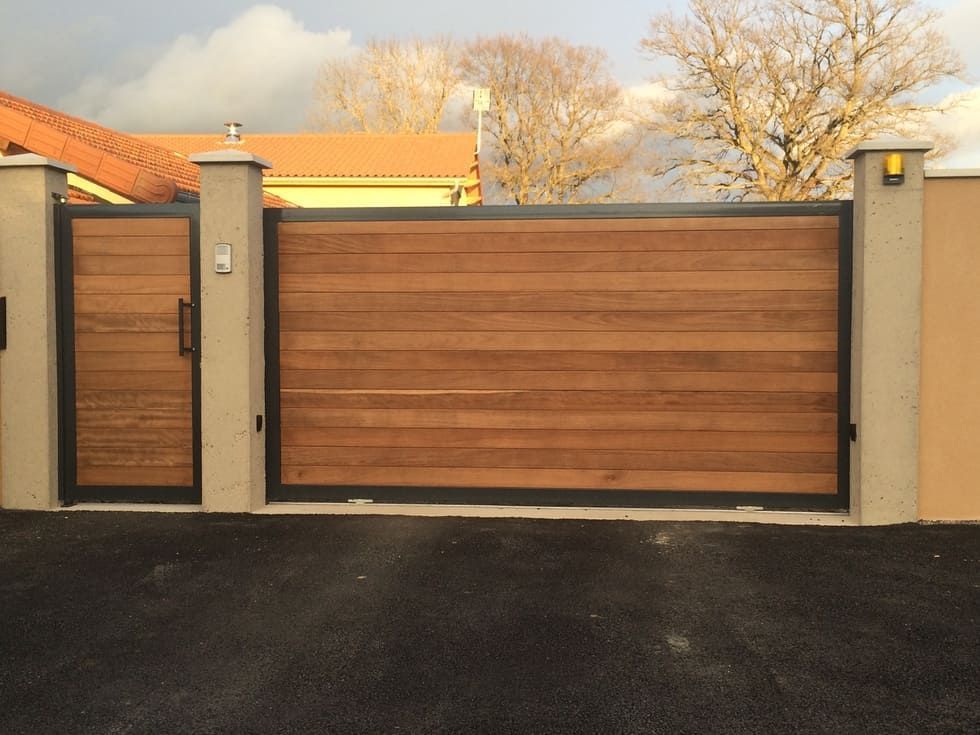 Portail et portillon en bois