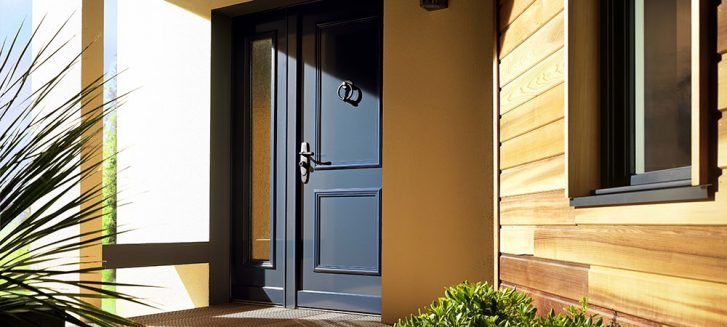 Porte blindée grise anthracite