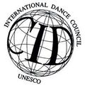 Logotipo del Consejo Internacional de Danza, con 