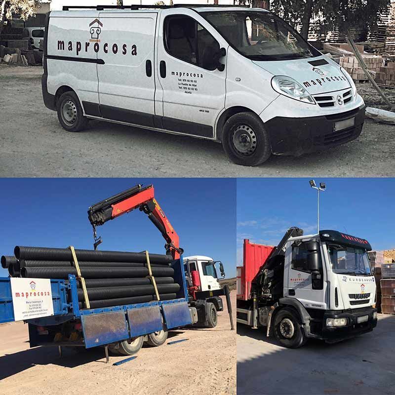 Una furgoneta blanca con la palabra maprocosa