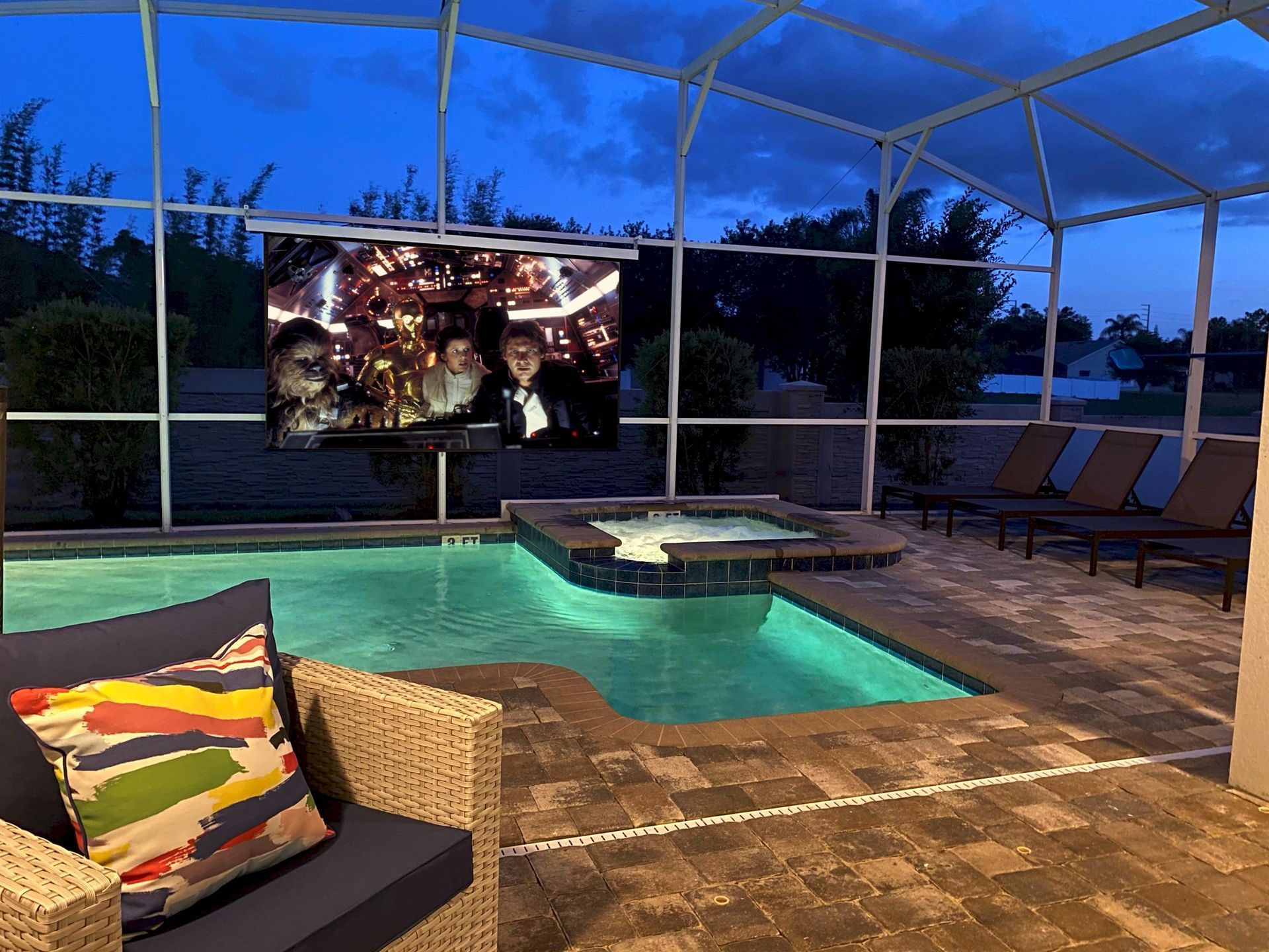 outdoor movie theatre in champions gate moon valley villa rental