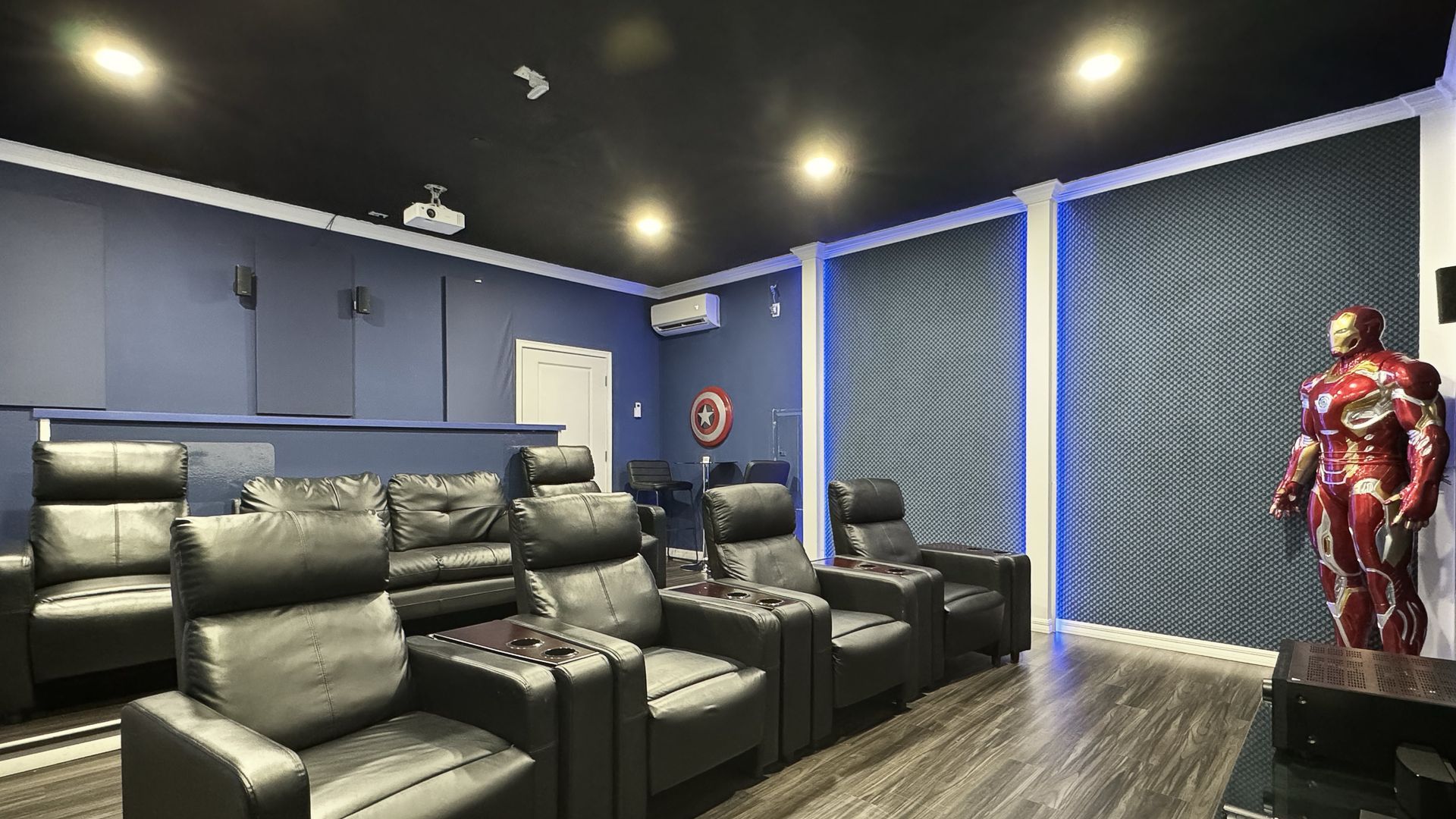 Avengers+Themed+Movie+Theatre+Rental+Home+Orlando
