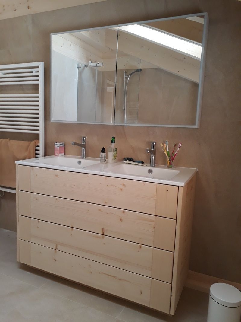 salle de bain boisé