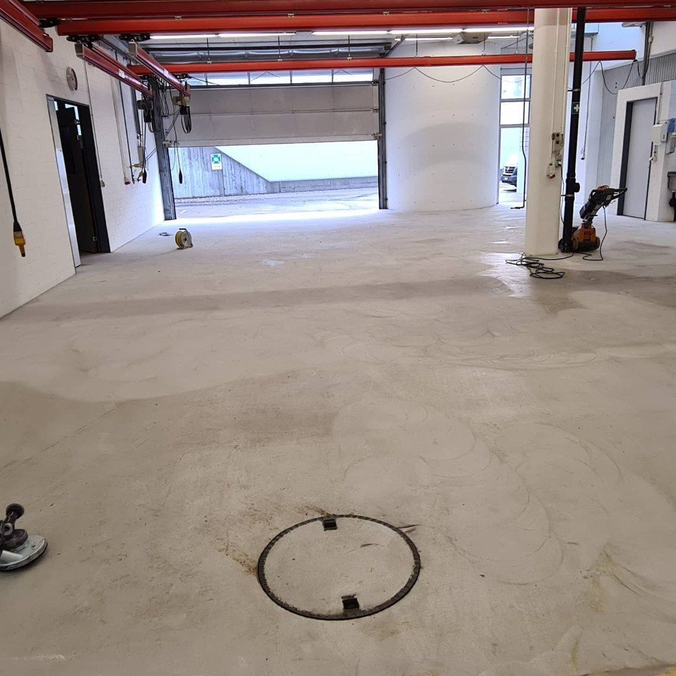 Werkstatt, Arbeit der Manu's Malergeschäft AG