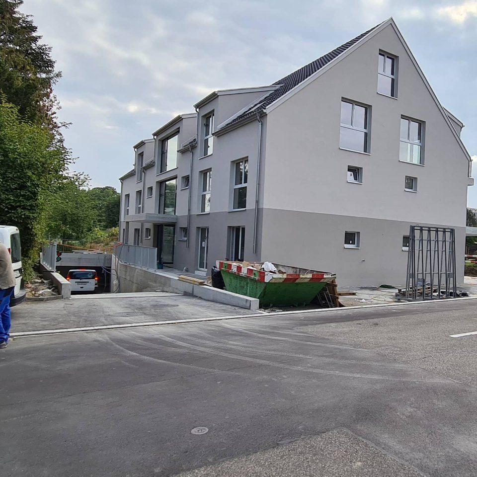 Gestrichene Fassade, Arbeit der Manu's Malergeschäft AG