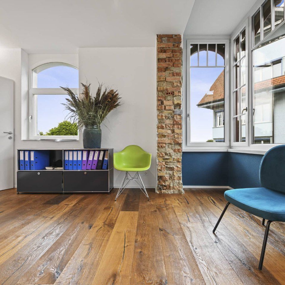 Wohnzimmer, Arbeit der Manu's Malergeschäft AG