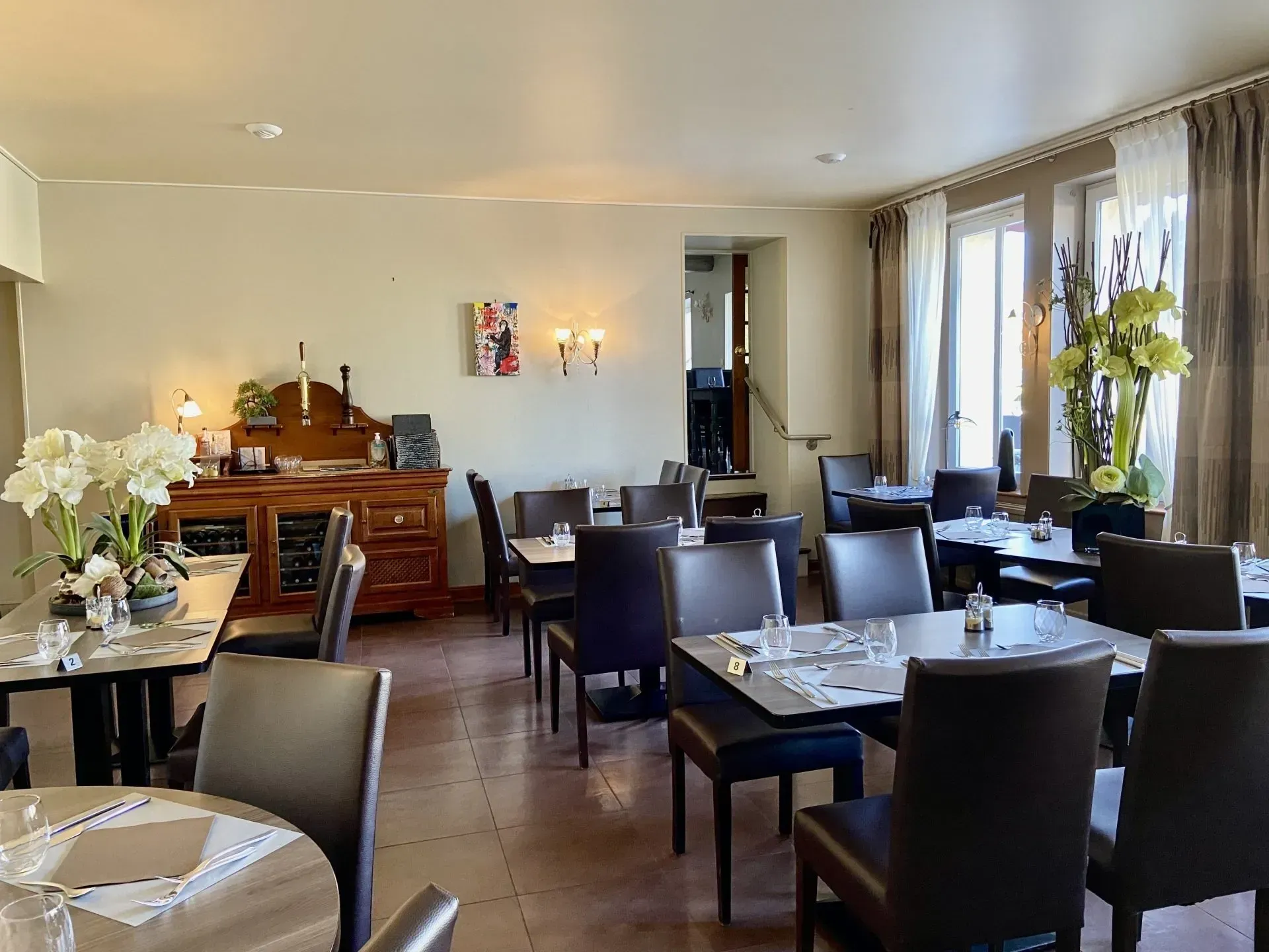 La salle du bas du restaurant