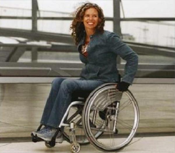 Entreprise Aide Plurielle Autour de la Maladie et du Handicap à Saint Herblain - Fauteuils roulants