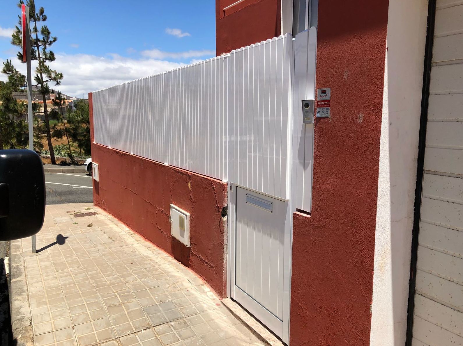 Vallas y cercados de aluminio