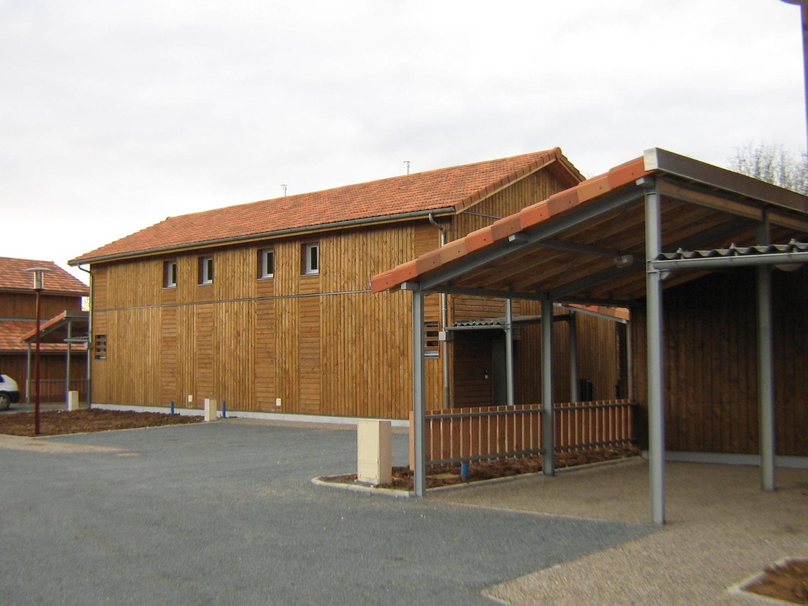 Lotissement Le Pigeonnier à Meyrals : Couverture en tuiles Galléane