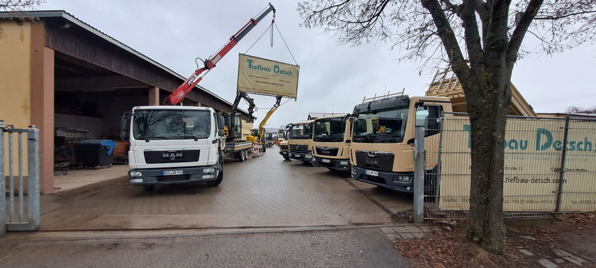 Schild der Firma wird verlagert