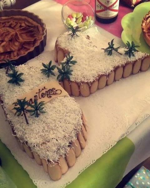 Délice Créole - Gateau de baptême en forme de Guadeloupe Délice Créole - Gateau de baptême en forme de Guadeloupe