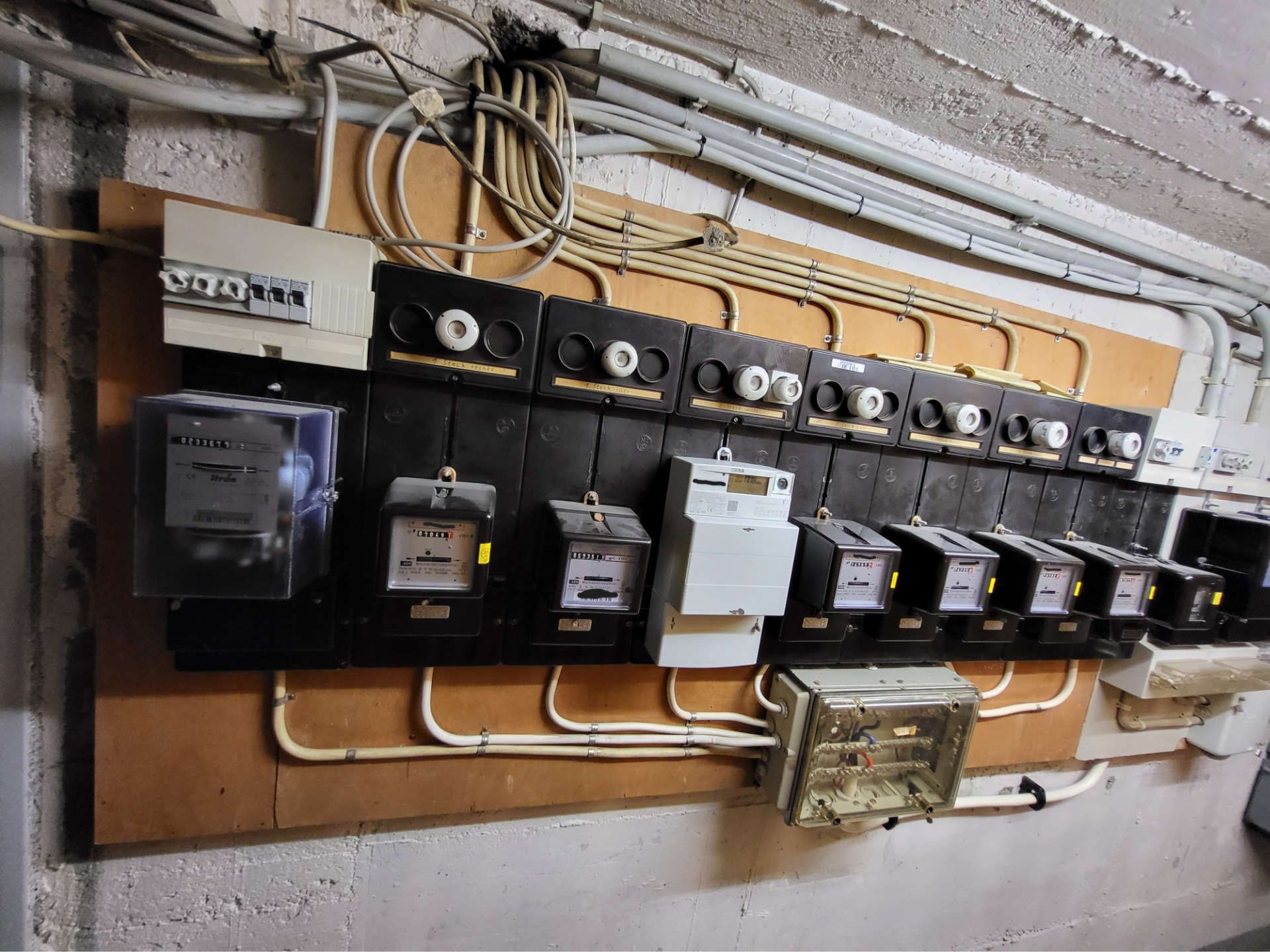 Modernisieren von Zähleranlage (vorher)