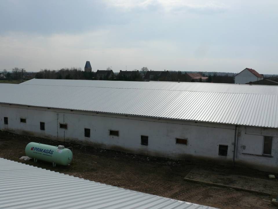 Flachdach auf einem Industriegebäude