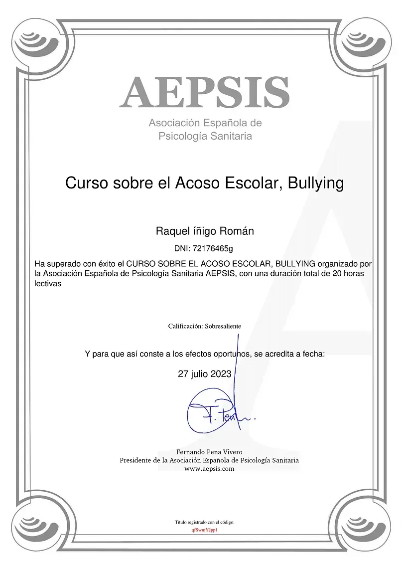 Certificado de curso sobre acoso escolar, con el logo de AEPISIS y firma.