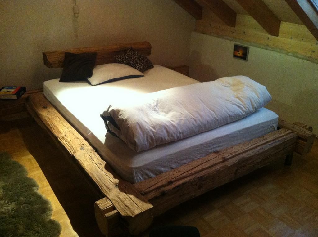 Balkenbett Altholz - Schreinerei Hansueli Keller - Bauma