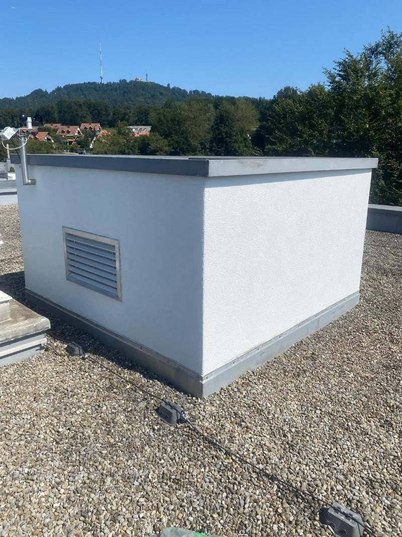 Saniertes Aussenelement auf einem Dach