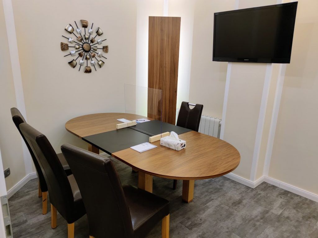 Besprechungstisch im bei Bestattungen Karow