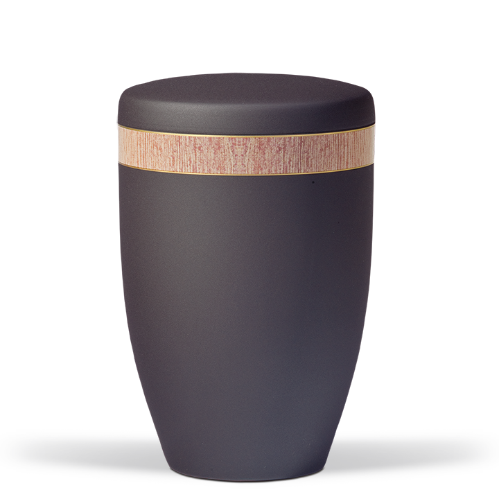 Eine schwarze Urne mit einem Holzstreifen an der Seite
