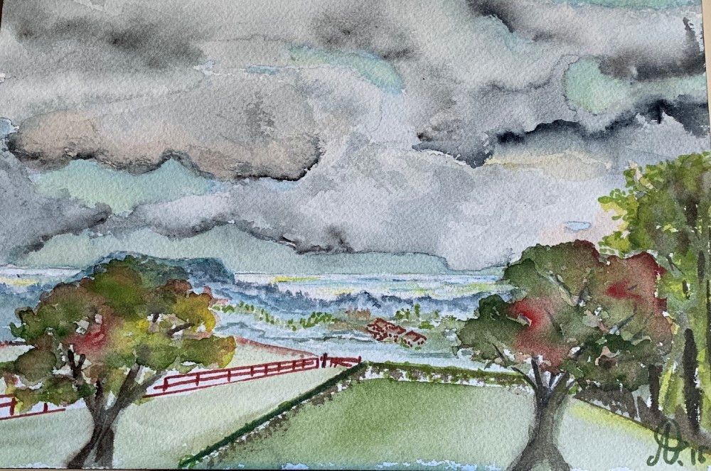 Una pintura de acuarela de un paisaje con árboles y una valla.