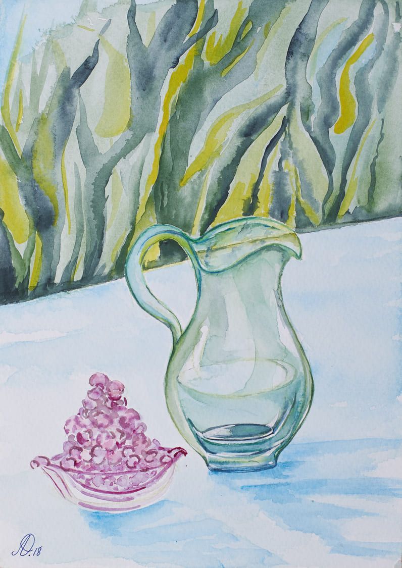Una pintura de acuarela de una jarra y un cuenco de uvas.