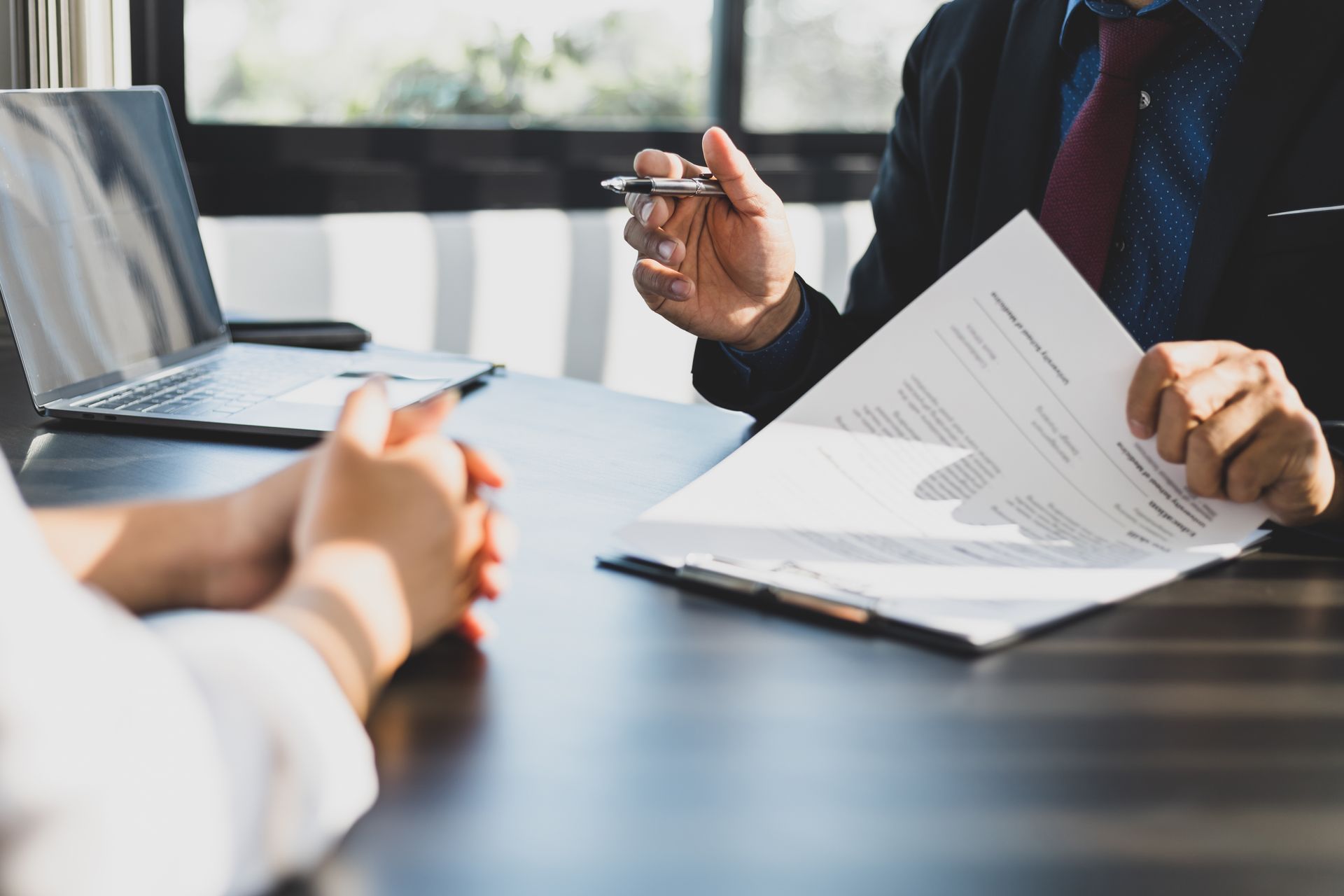 Échange entre un avocat et son client à propos d'une cession d'activité commerciale