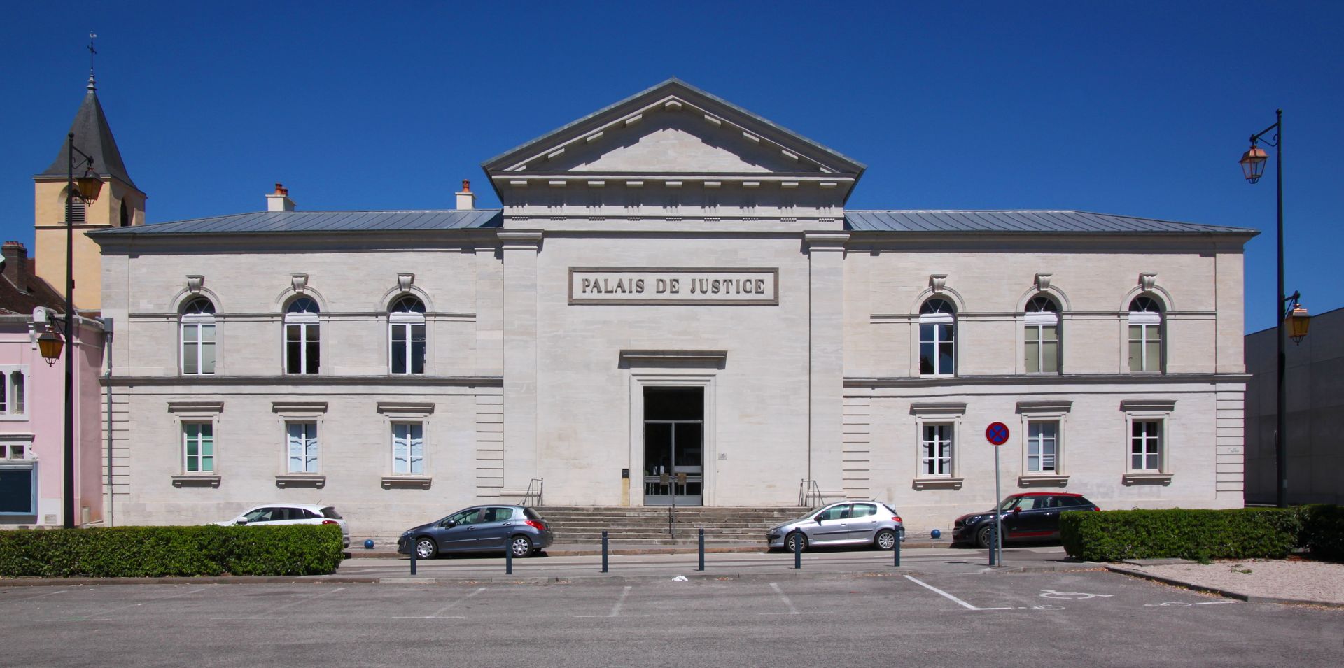 Palais de Justice de LONS LE SAUNIER