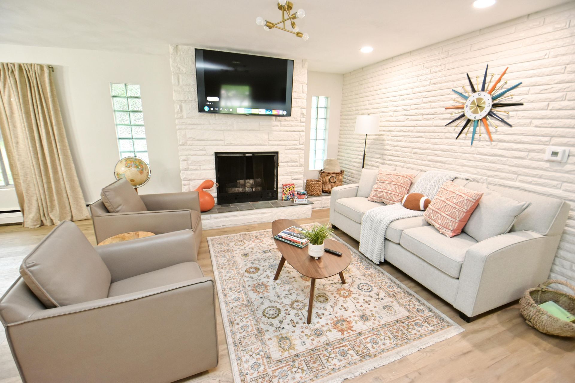 1025 Lincoln Way