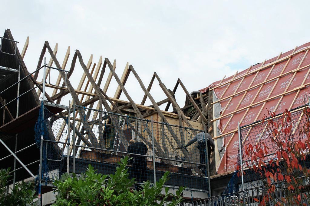 Zimmereiarbeiten von unten aufgenommen