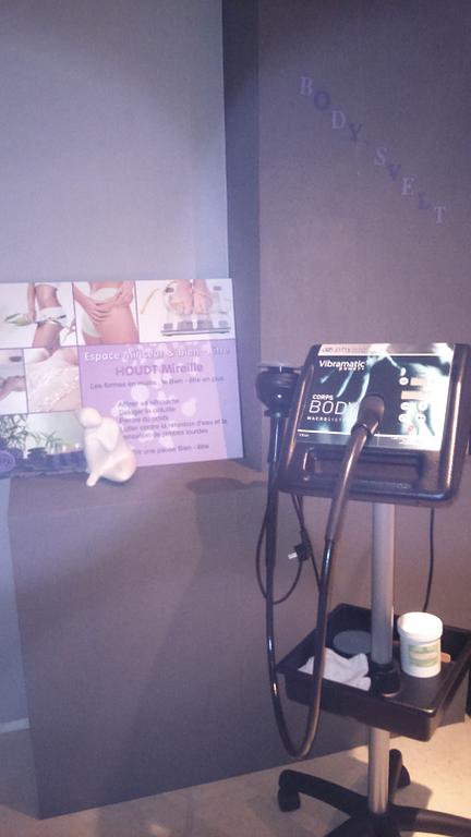 Appareil G5 pour le modelage des soins amincissants