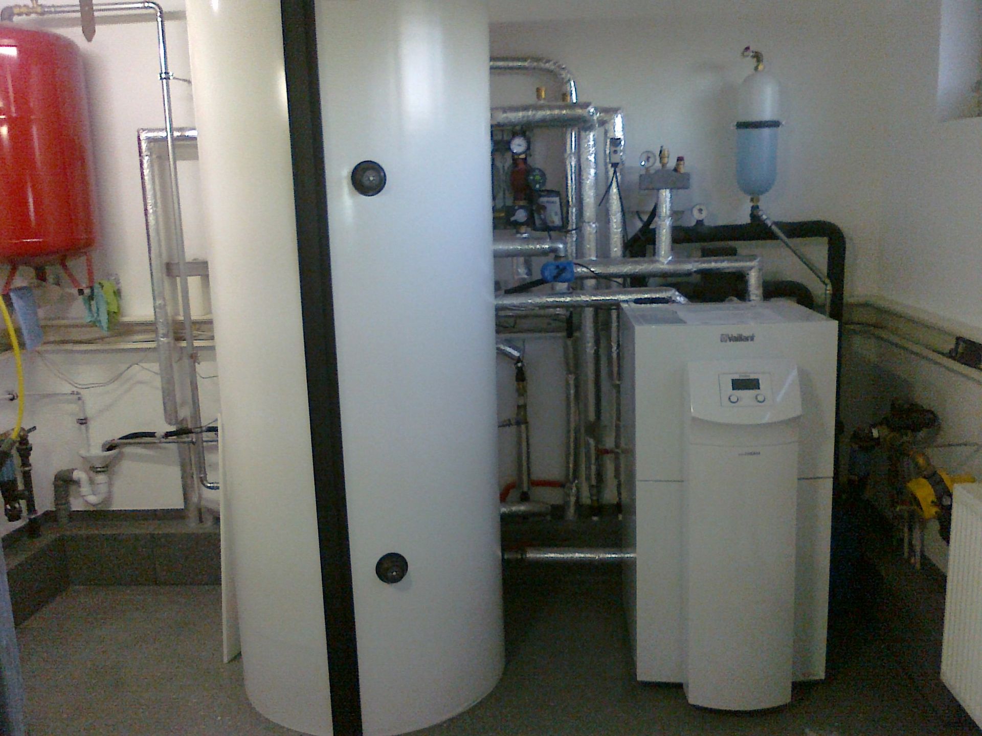 Elektroheizelement im Keller