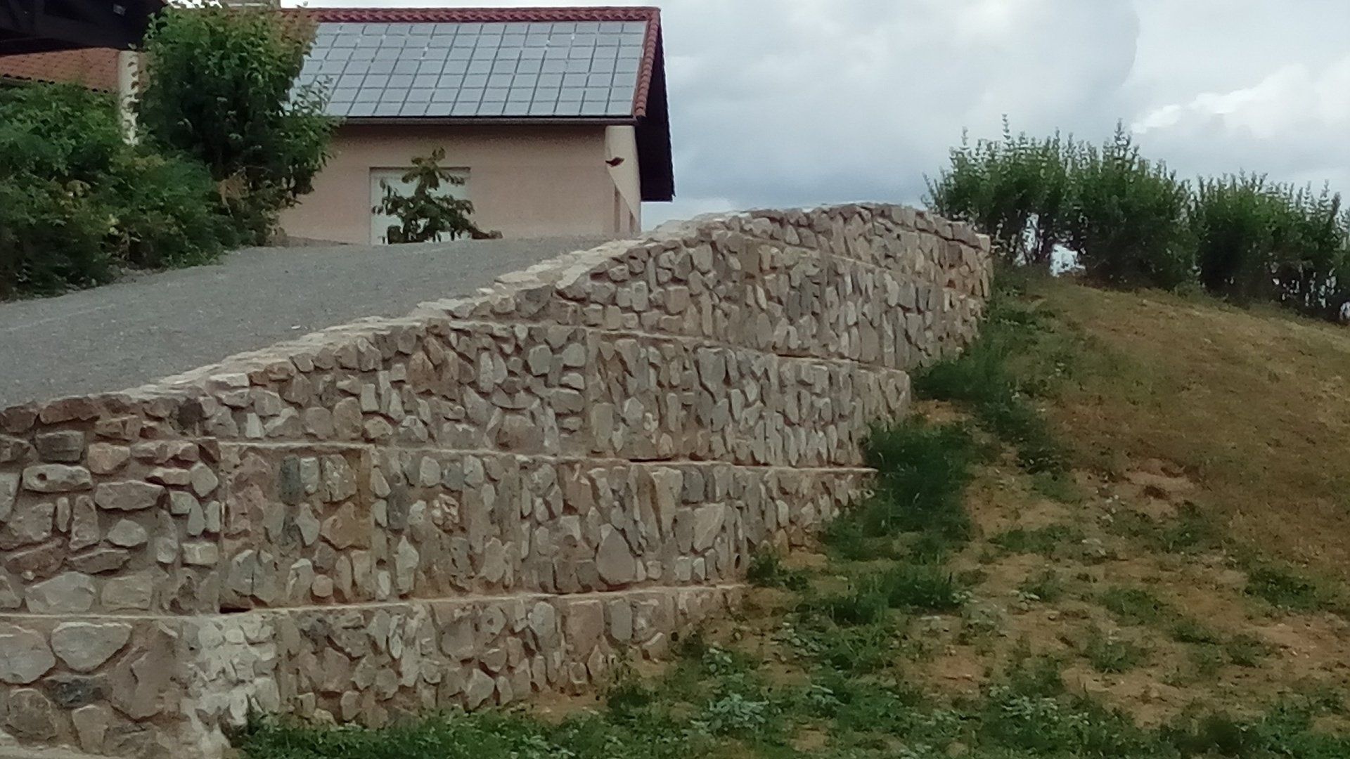 Bloc béton de parement pierre