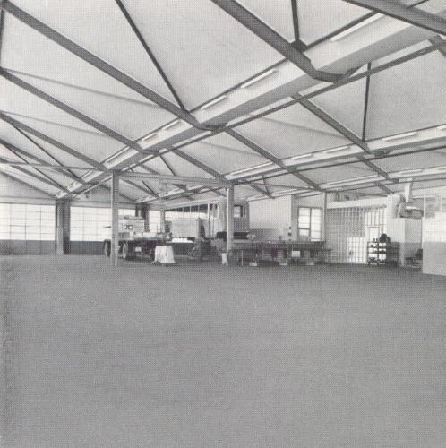 1963	
Garage ZVB Grafenau, mit Werkstätte	
Quelle: Gedenkschrift, 1963, 50 Jahre ESZ / ZVB	
