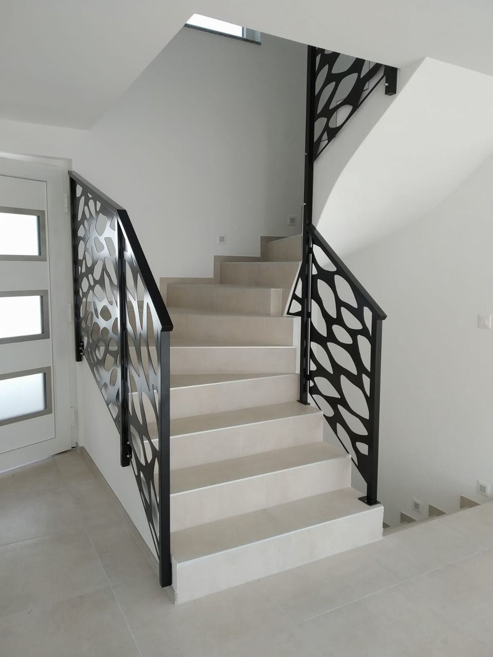 escalier en fer avec design