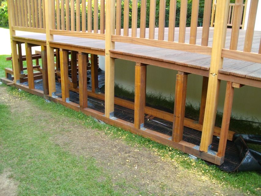 Terrasse, die von der Tischlerei Klaus Krey GmbH gebaut wurde