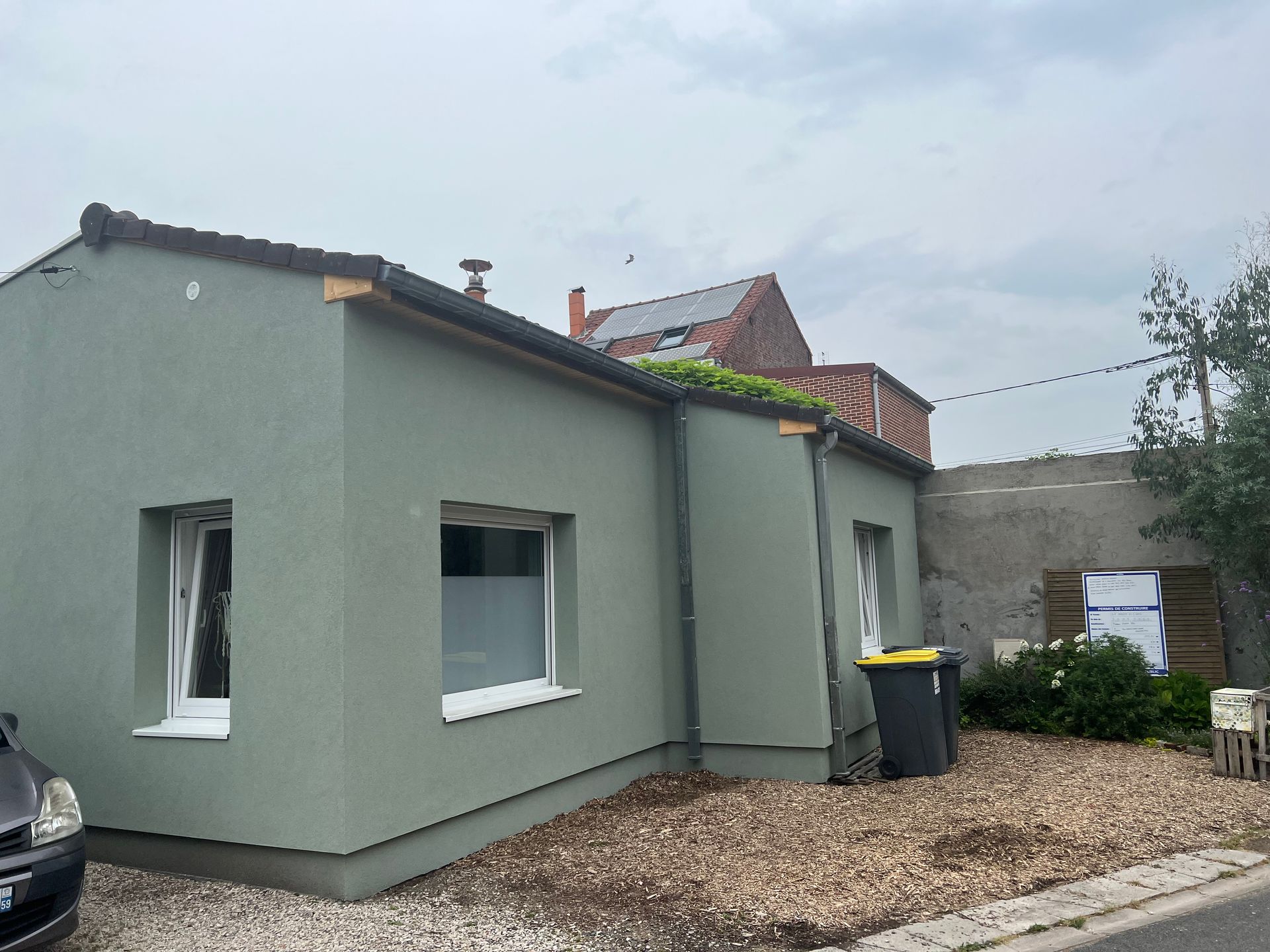 Peinture de façade grise