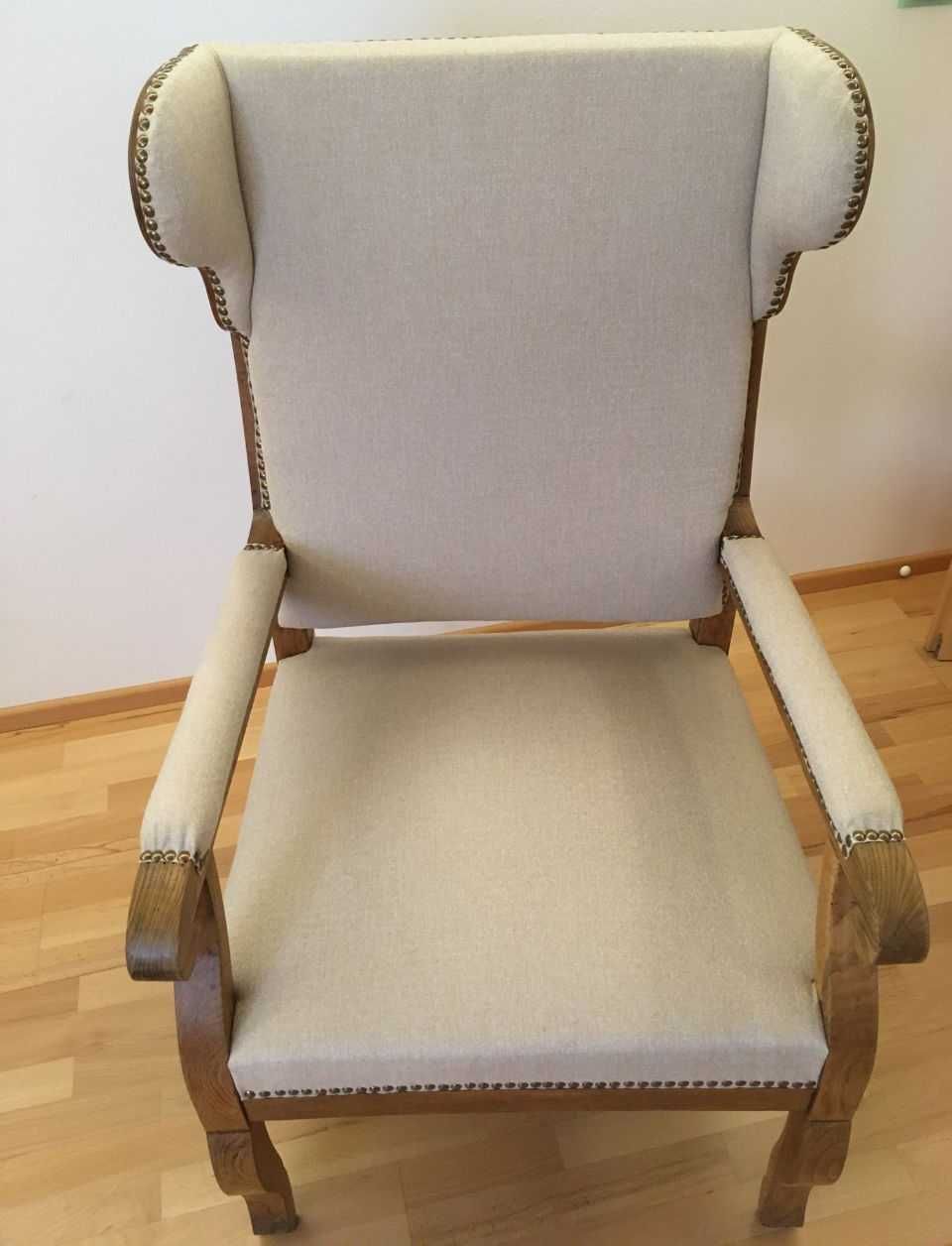 Reparierter Stuhl nach Arbeit von Polsterer Pröbster