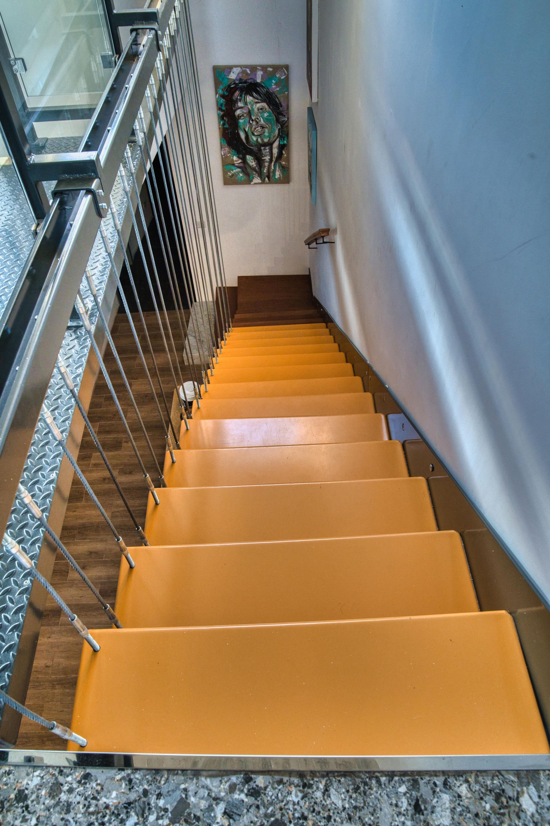 The floating staircase from above