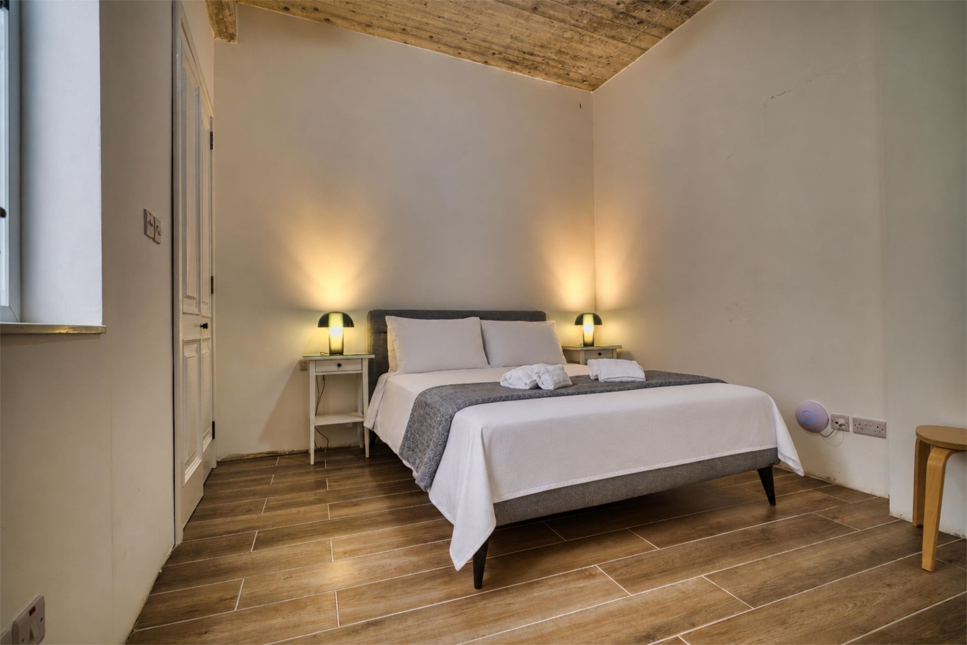 Second bedroom with double bed