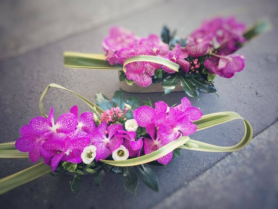 Aux arcades fleurs - deuil