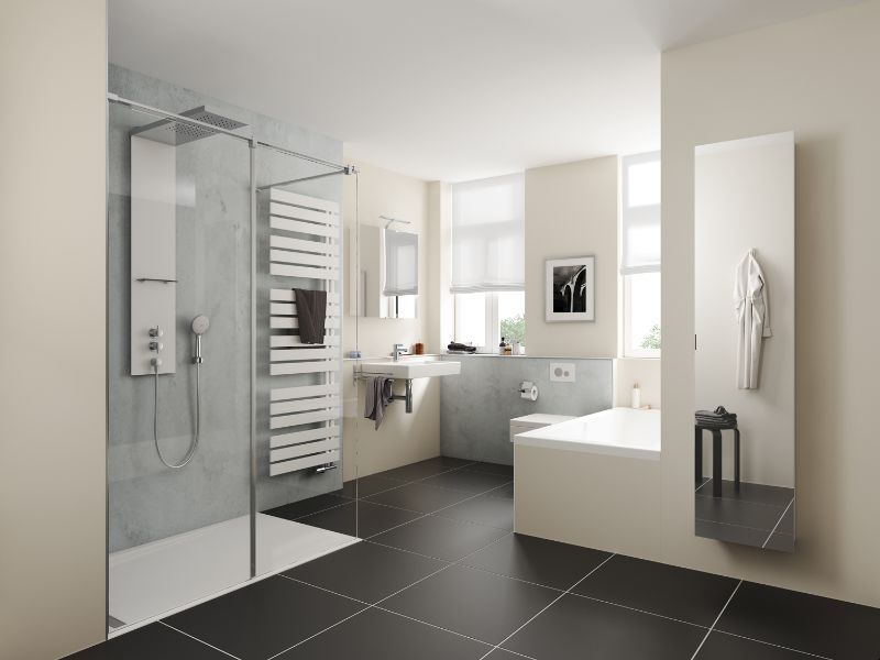 geräumiges Bad mit neuesten Sanitäranlagen