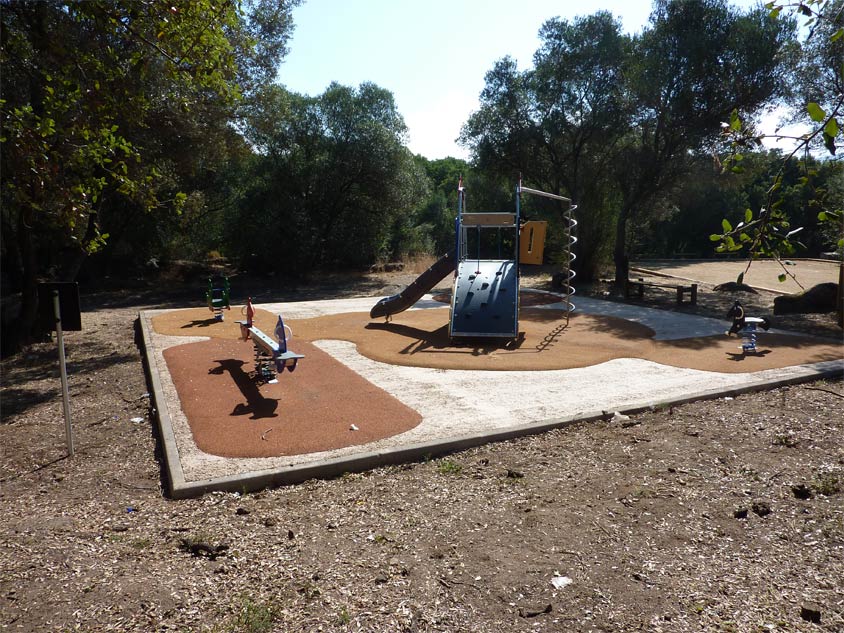 Création d'un terrain de jeux pour enfants