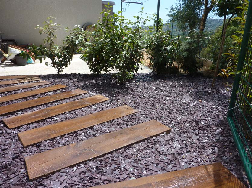 Création d'une allée en bois