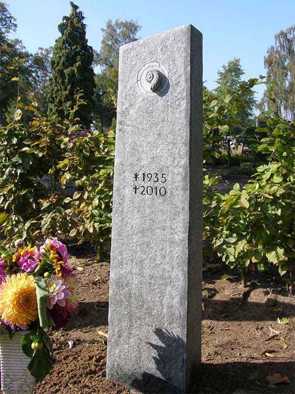 Grabmal, Arbeit vom Steinmetz Splittorf