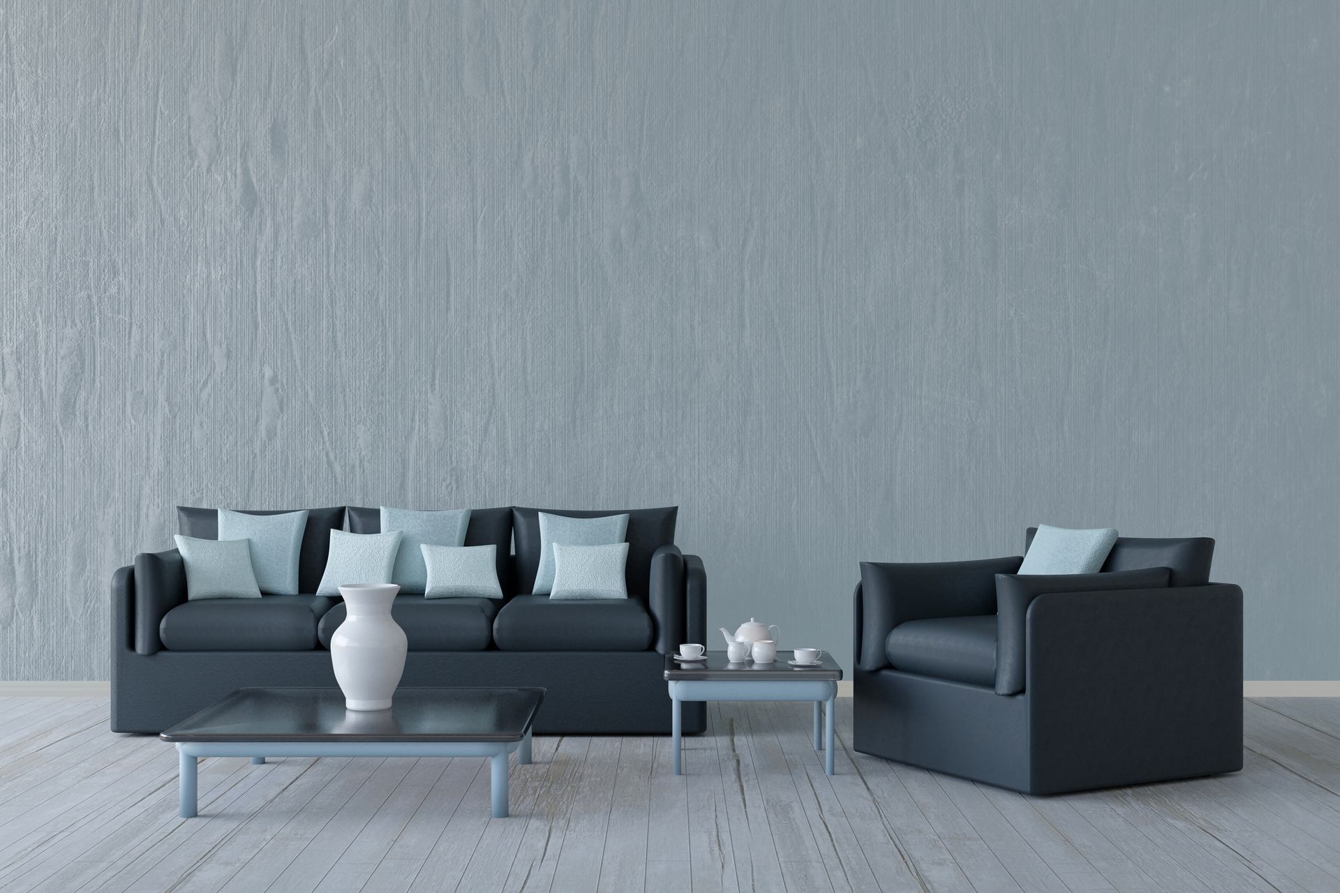 Salon avec meubles bleu foncé, mur bleu, vase blanc sur la table.
