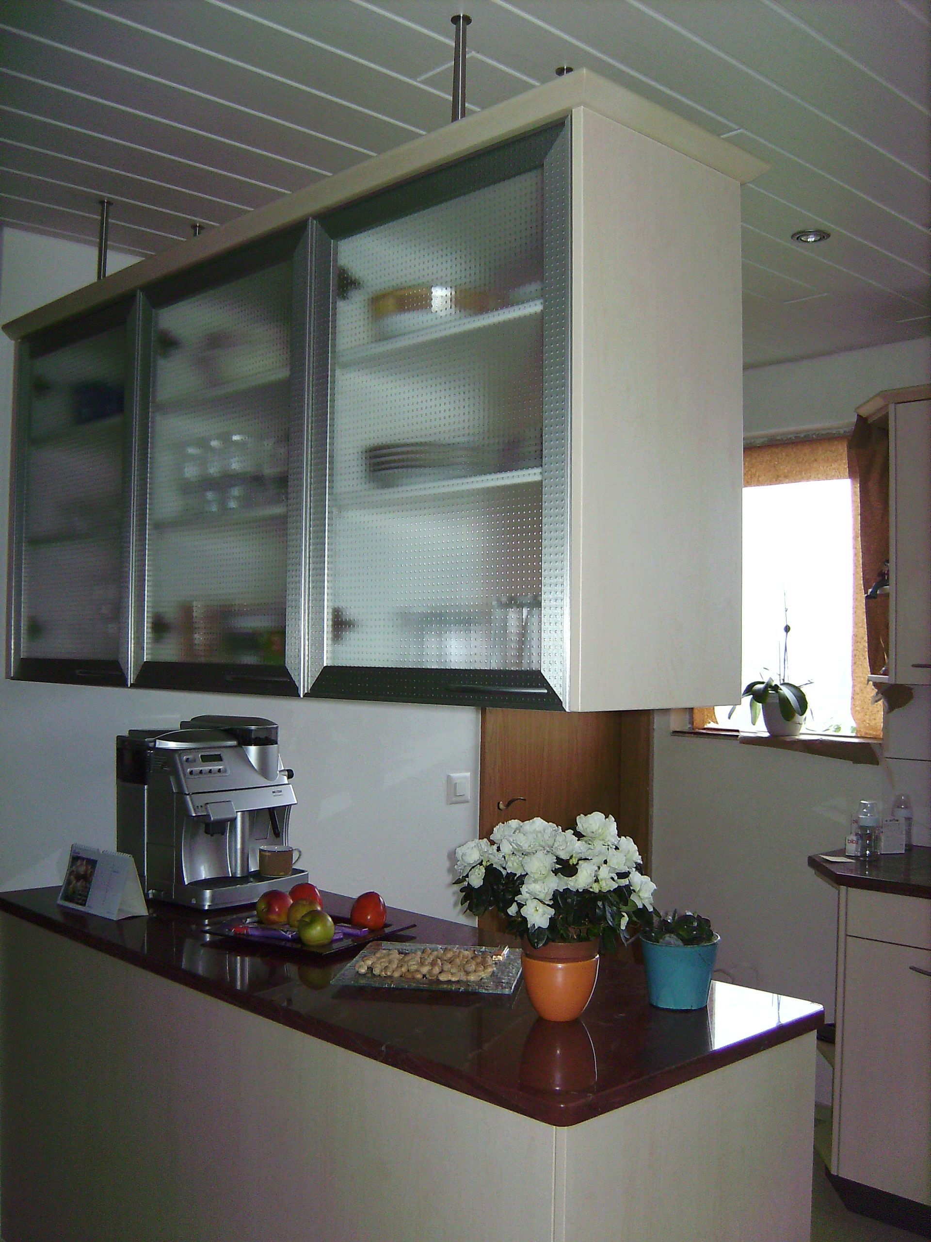 Küchenhängeschrank - H. Ramp Innenausbau GmbH