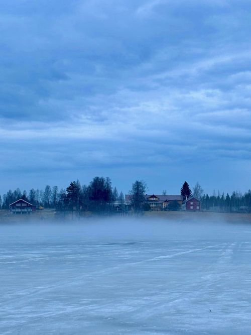 Maalaismajoitusta talvella