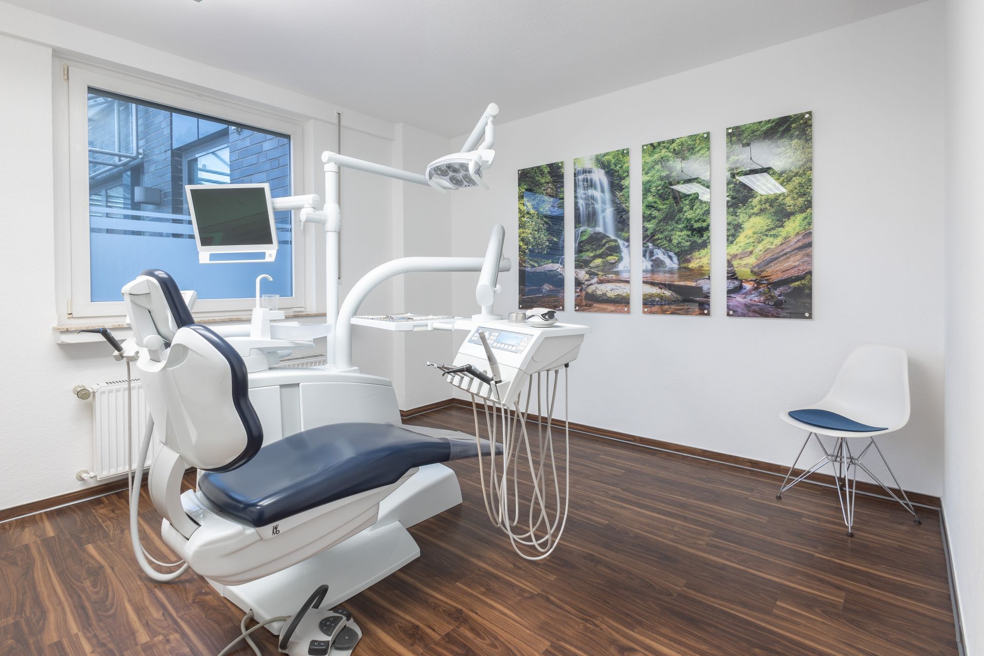 Dr. Katrin Krebs & Dr. Sabrina Klümper-Meyer Behandlungszimmer